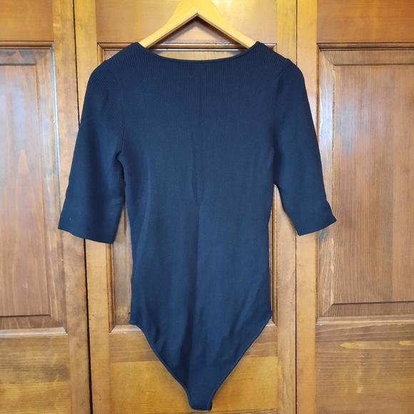 🛍NWT GAP Rib Corset Bodysuit Black ribbed knit elbow length sleeves size large - Picture 12 of 15